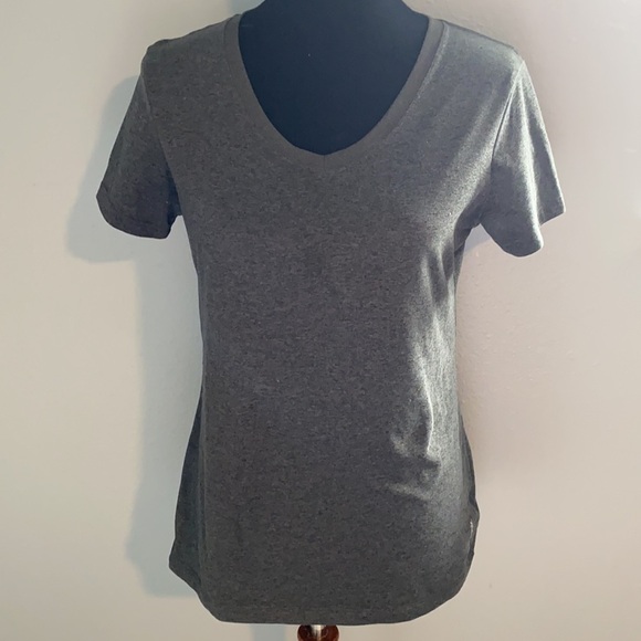 2 Grey Athletic T-Shirts Large Reebok Under Armour - Picture 2 of 7